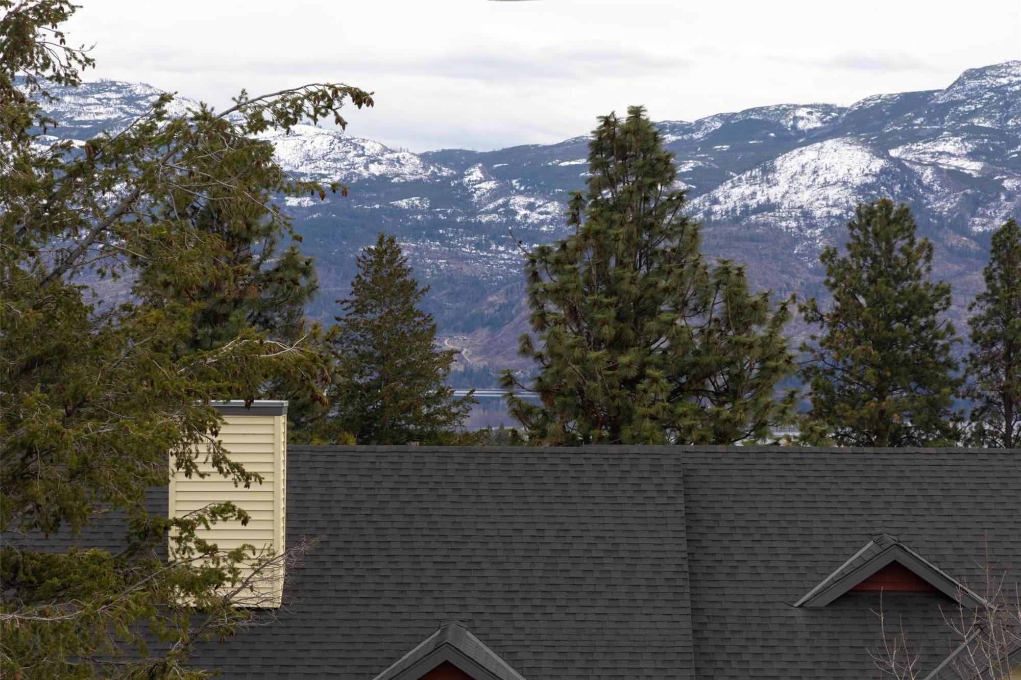 Doubletree By Hilton West Kelowna Exterior foto